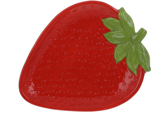 Изображение Тарелка керамическая Strawberry BONA 26x20.5x3 см. H:3 см. L:26 см. 928-049